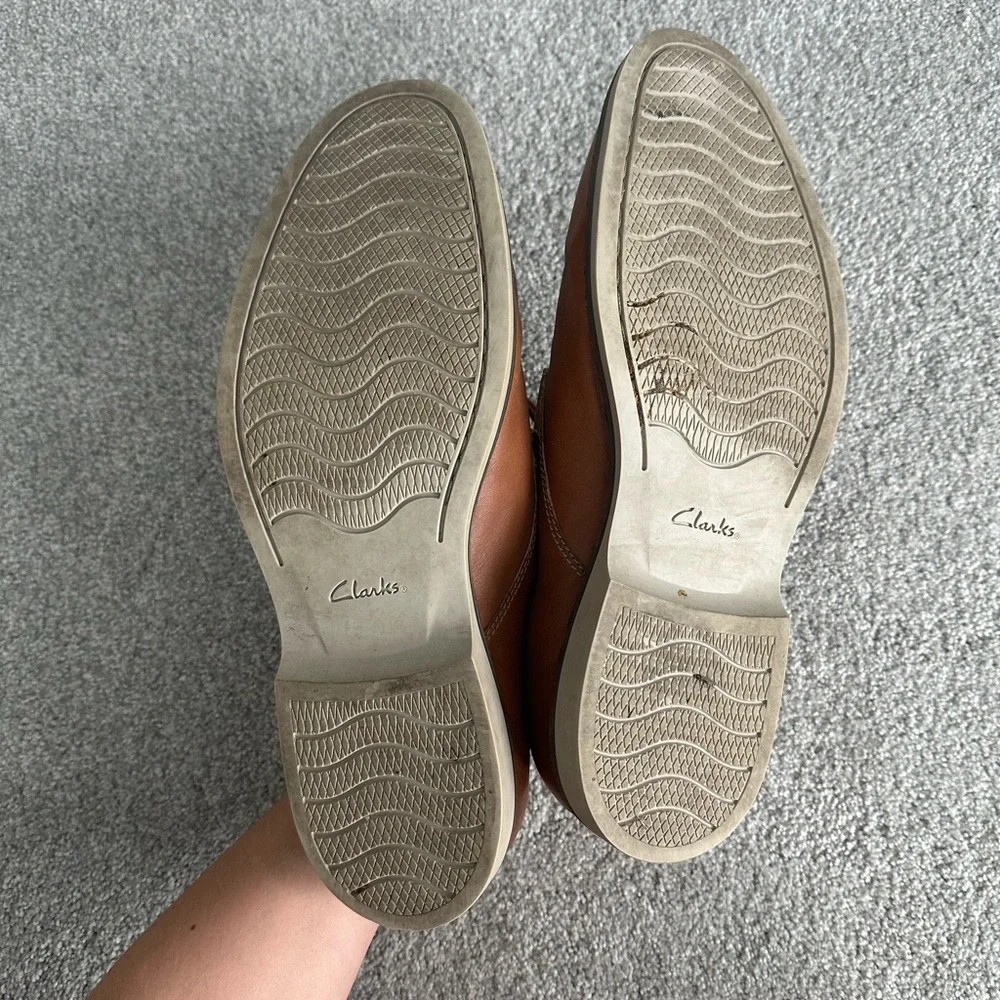 Clarks Atticus Lace Oxfords - Men's Shoes - Size 12 - Brown Dark Lace - Picture 2 of 7